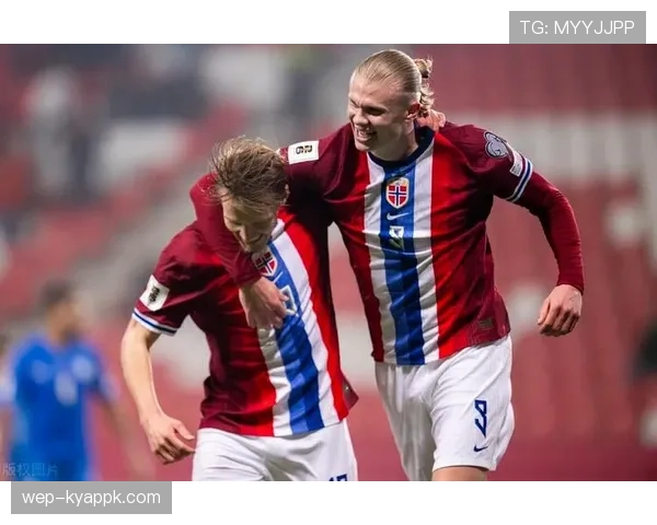 哈兰德是依赖喂饼的终结者，还是自主创造机会的顶级射手？